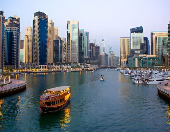 Top Tips for Booking the Best Dubai Dhow Cruise Creek Experience in 2024