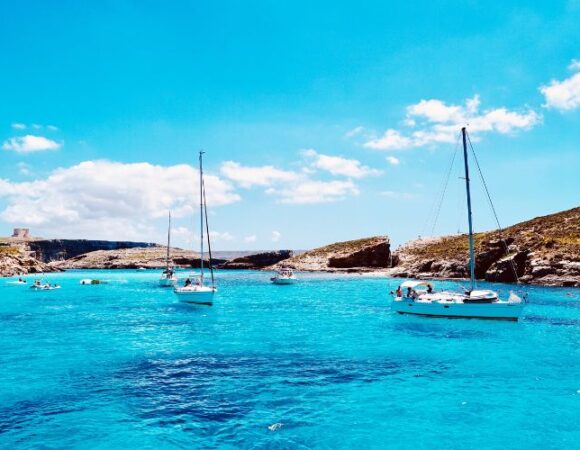 Malta’s Ultimate Beaches for Relaxing in the Sun 