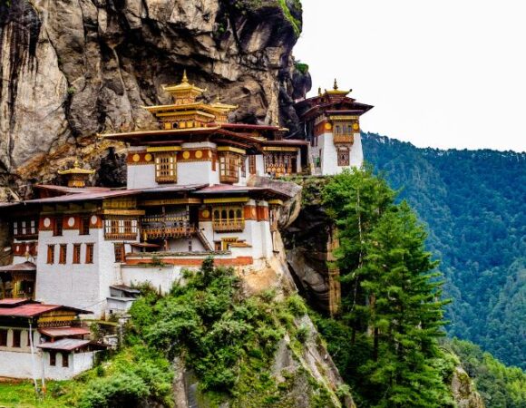 9 Must-Visit Places in Bhutan